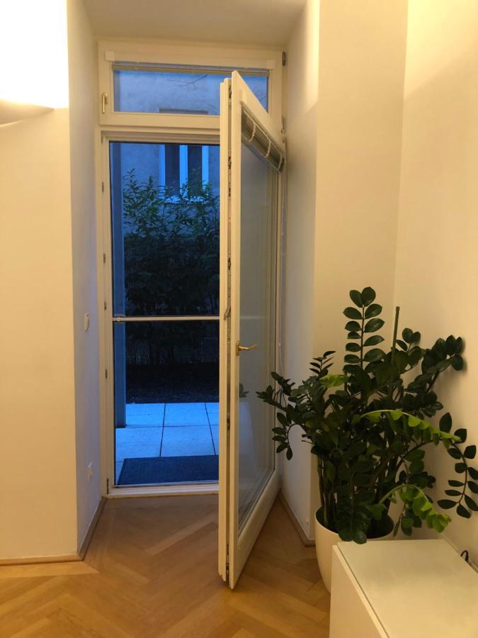 Quiet Apartment Next To Belvedere & Central Station ウィーン エクステリア 写真