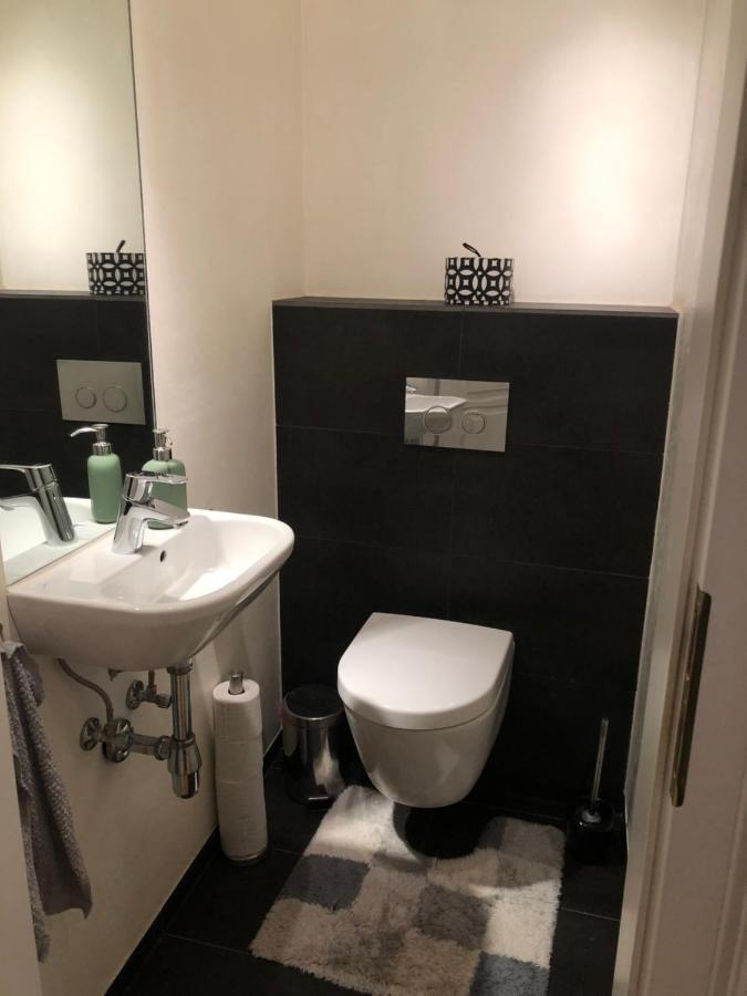 Quiet Apartment Next To Belvedere & Central Station ウィーン エクステリア 写真